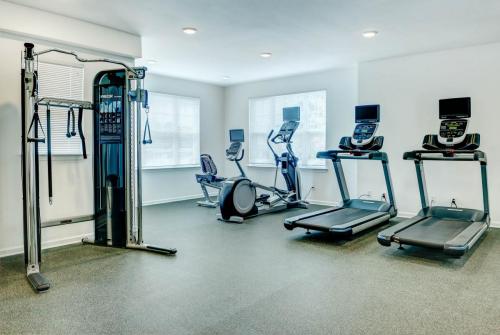 Hampshire Crossing Fitness Center